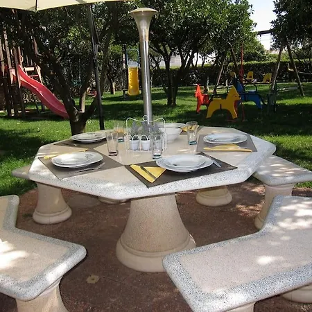 Ch 7 - One Bedroom Apartment, Casa Da Horta, Pool And Garden *